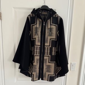 Pendleton Jacquard Poncho black/tan Harding with meticulous quality
